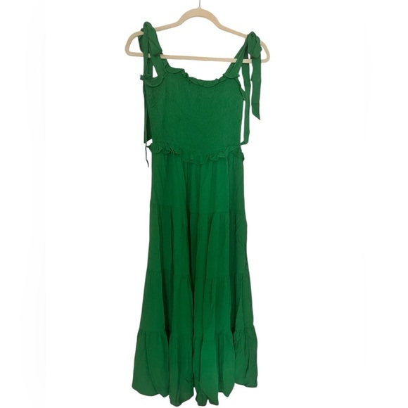 ASTR the Label Dresses & Skirts - ASTR the label Promenade Smocked Bodice Midi Dress​​​